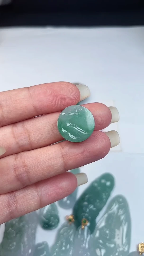 【闪购商品】翡翠颈饰未镶嵌45498764644