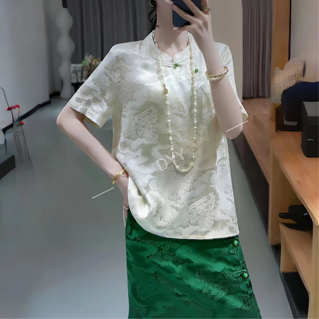 《董家》新中式气质旗袍风百搭低立领右斜襟玉石扣套头提花衬衫