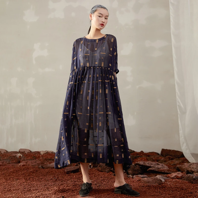 界内界外原创中国风宽松大码刺绣廓形圆领长款连衣裙花色J12Q281