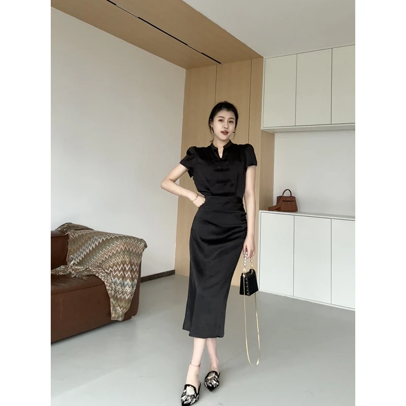 张阿星【东都国风短袖版】新中式优雅风盘扣V领收腰气质修身连衣裙