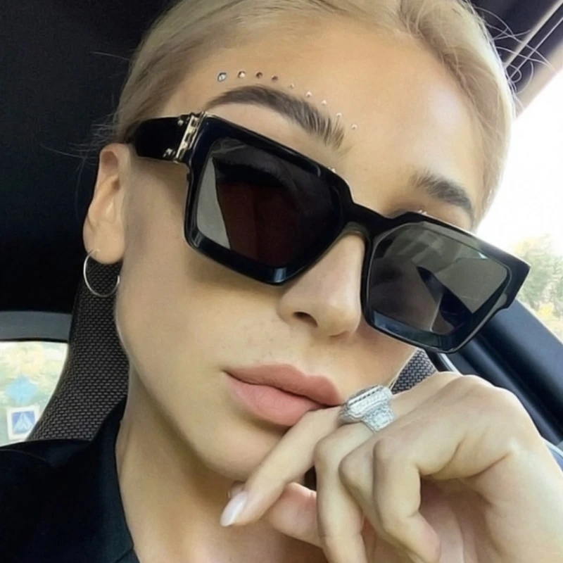 新款欧美复古大框墨镜女大脸遮肉网红黑色太阳镜度假百搭情侣眼镜