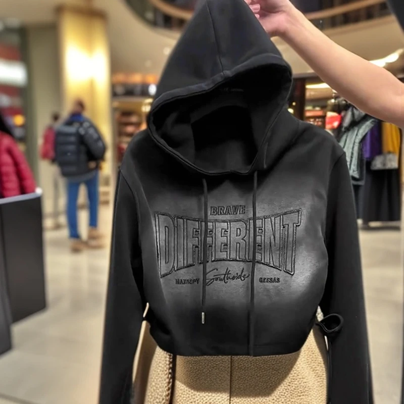 【文鹿鹿】2024秋季新品设计师字母印花做旧连帽卫衣女短款