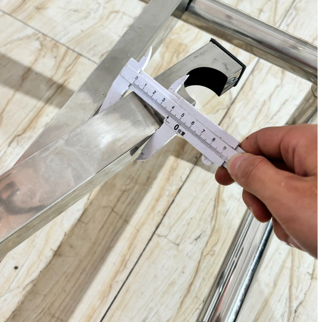 不锈钢鞋架38管方管落地家用户外折叠移动极简新中式轻奢简约隔断