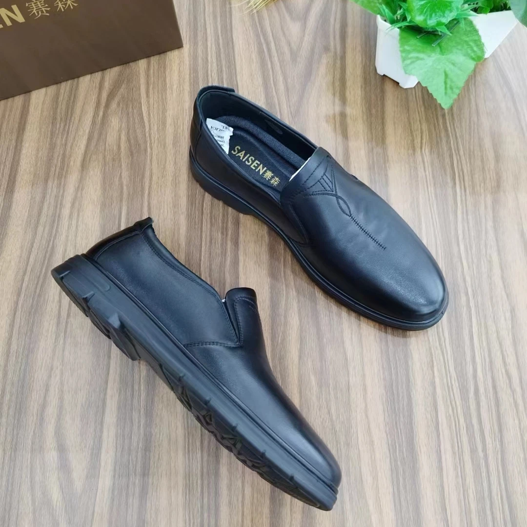 23528牛皮软底休闲男鞋
