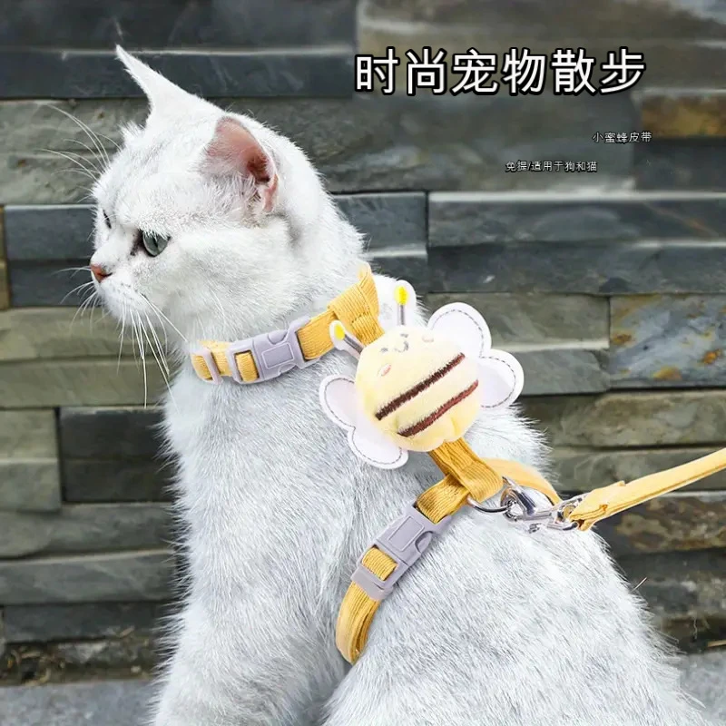 猫咪牵引绳防挣脱外出专用小奶猫背心式遛猫绳工字型背带猫绳子