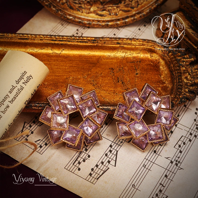 一漾 铜合金玻璃耳饰 小众设计多圈方形粉红时尚耳环