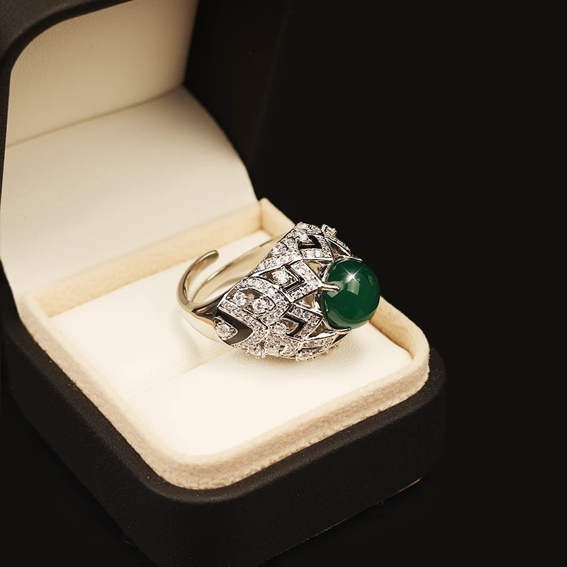 一漾 铜合金合成锆石戒指 设计师款绿色戒指