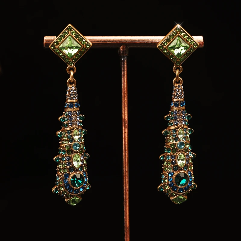 铜合金合成锆石耳饰 一漾 绿色时尚 耳环