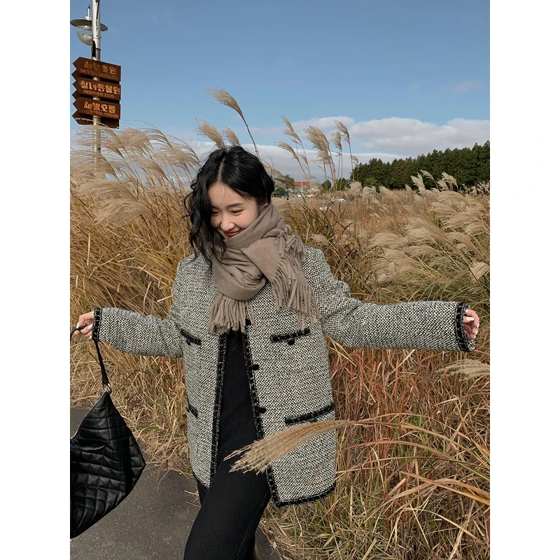 任小艺气质小香风外套女镶边中长款大衣 A1850