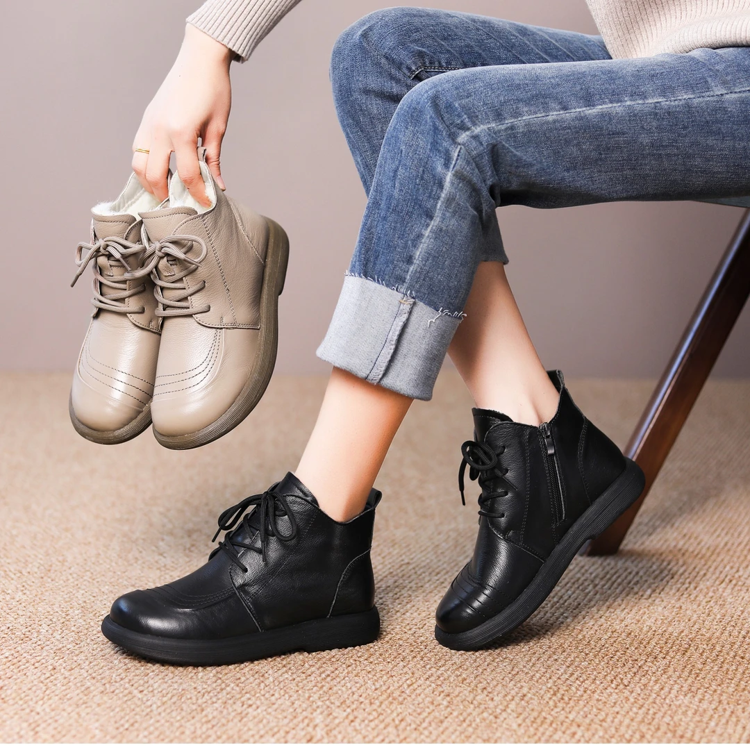 2023冬季新款羊一体毛马丁靴女时尚舒适平底侧拉链中老年人妈妈鞋