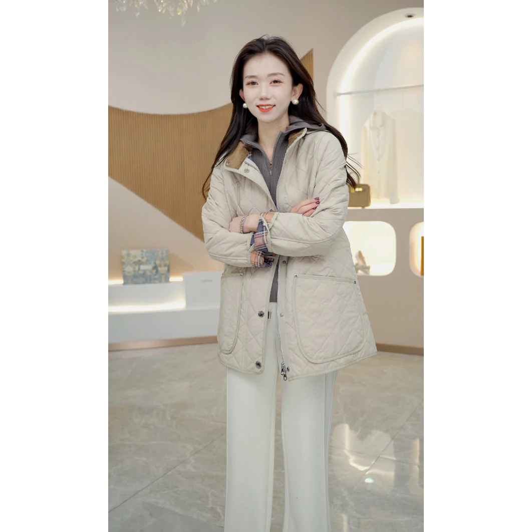 R H 复古时尚休闲驼绒翻领连帽春季设计师款羽绒服23134