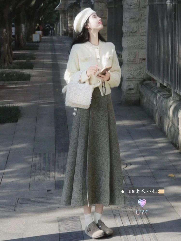 温柔风韩系气质毛衣外套套装女秋冬款圆领针织开衫高腰毛呢半身裙