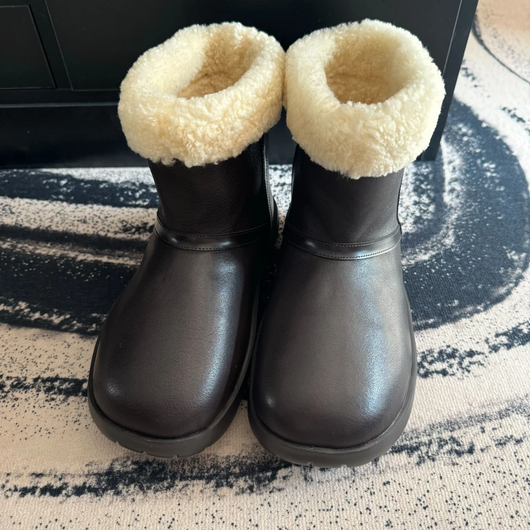 时尚雪地靴羊毛真皮加厚中筒保暖冬季皮毛一体女士百搭加绒防水