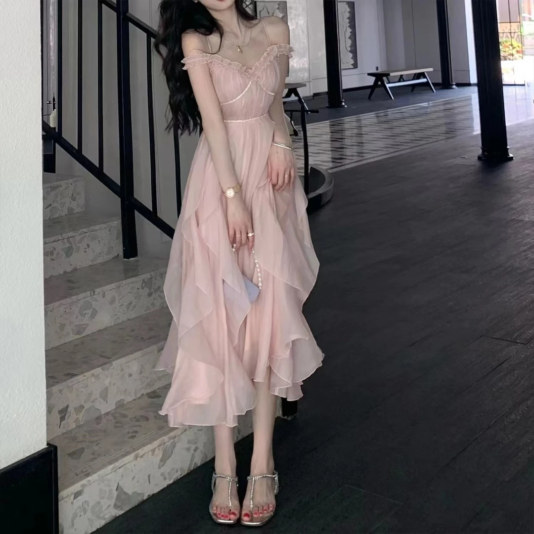 桃乐丝花园两穿闪钻设计感新款显瘦夏季仙气吊带温柔连衣裙