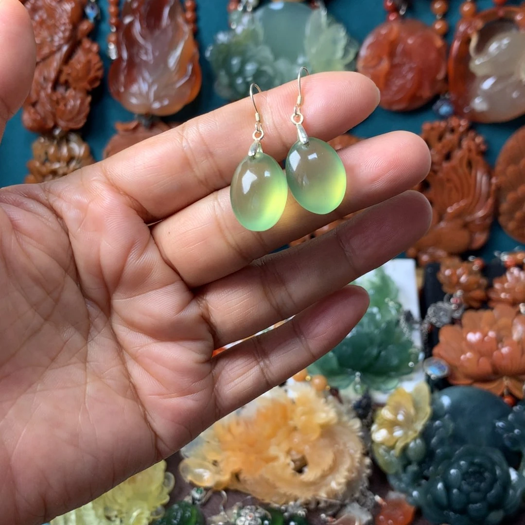 蛇纹石玉耳坠未镶嵌