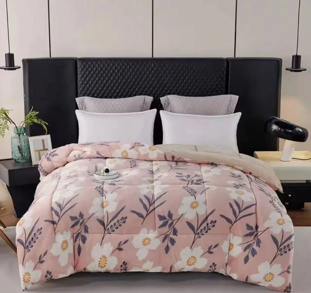 （冬季新款）高端夹棉粉色幸运花石墨烯冬被.速热款