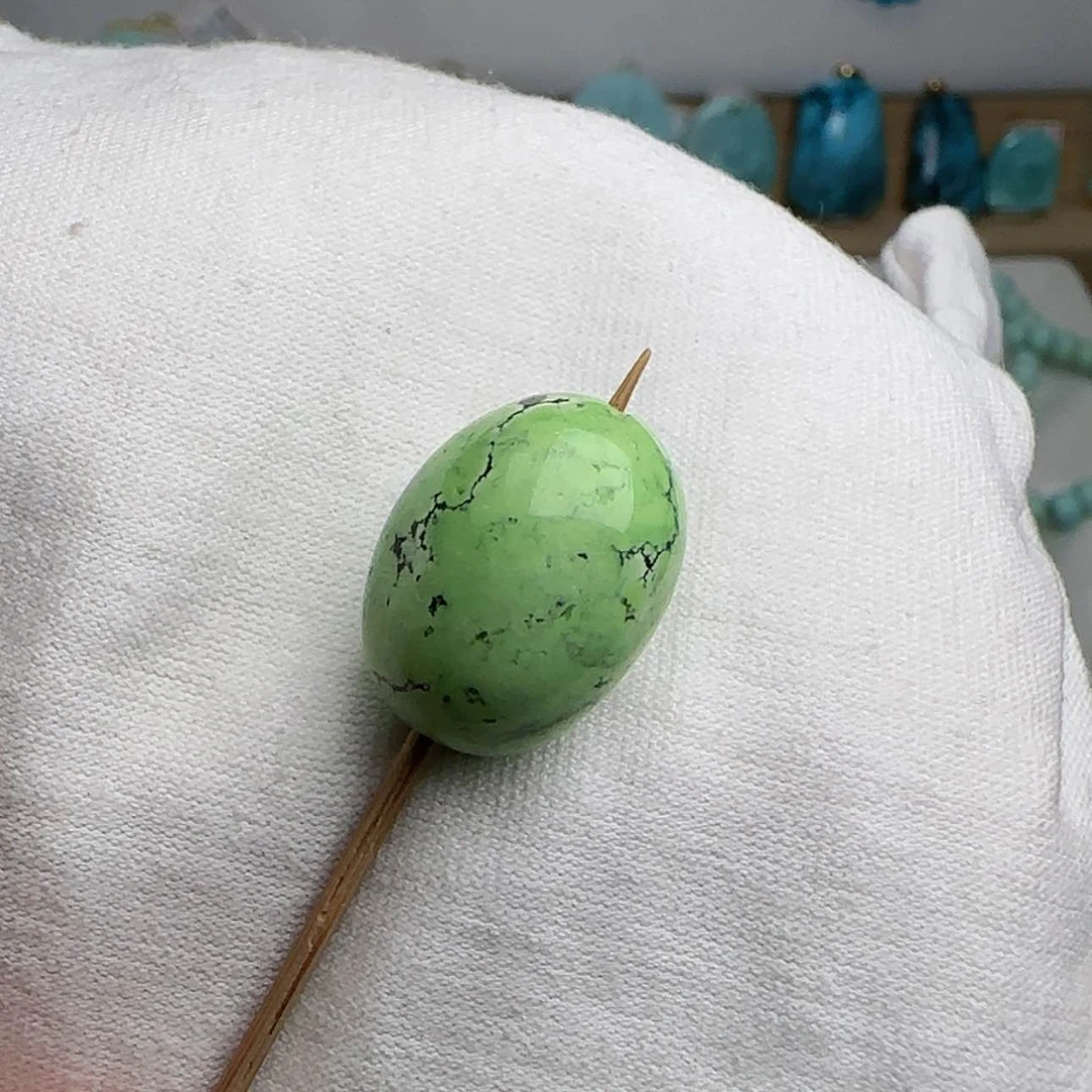 【闪购商品】绿松石珠宝奇石未镶嵌路*