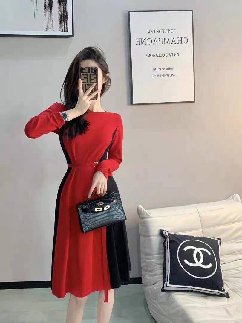 2023新款撞色 腰带款针织连衣裙 软糯 显瘦女装连衣裙