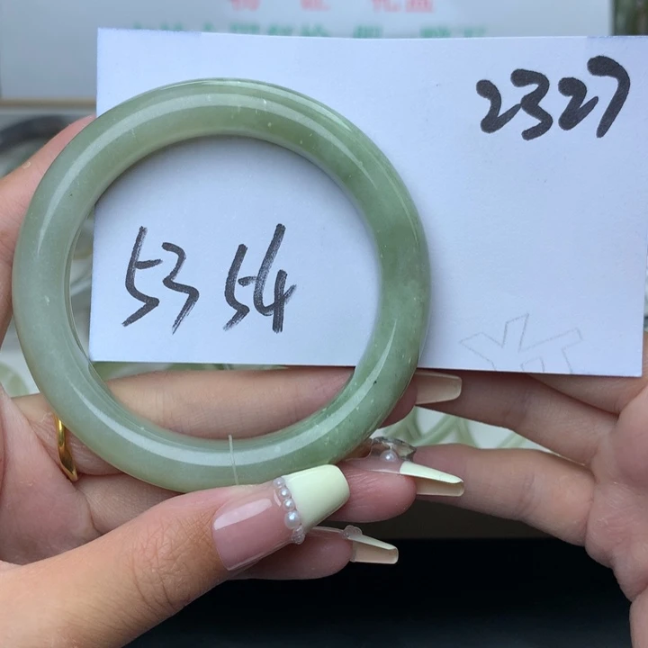 【闪购商品】和田玉手镯未镶嵌