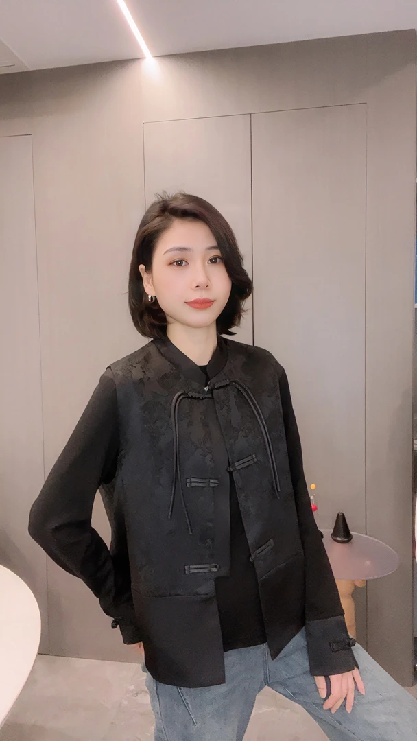 欧货2024新款马甲薄款春秋网红爆款中式小香国风盘扣洋气女士马甲