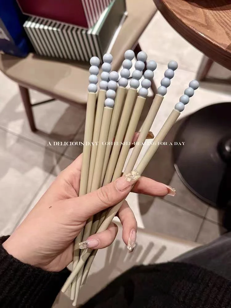 ins简约风筷子豆豆创意筷子抗菌防霉防滑筷合金材质筷子主人筷