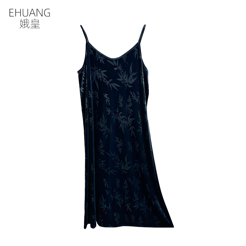 娥皇01-120金贝贝家2024冬款时尚显瘦吊带裙大码连衣裙女装