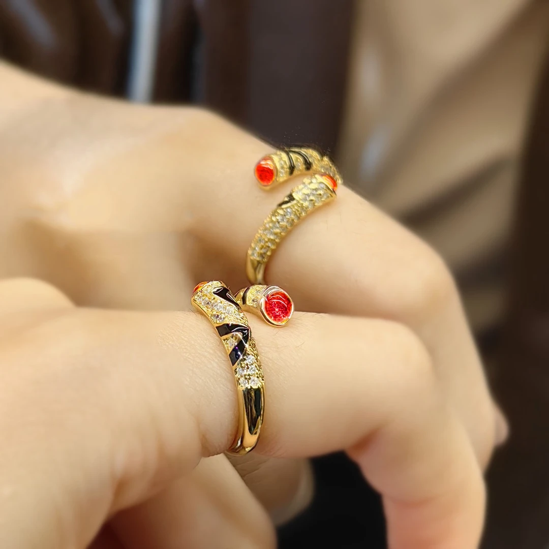 铜合金珐琅戒指 中古轻奢高级感红刚法式复古女戒指MSR527-2440