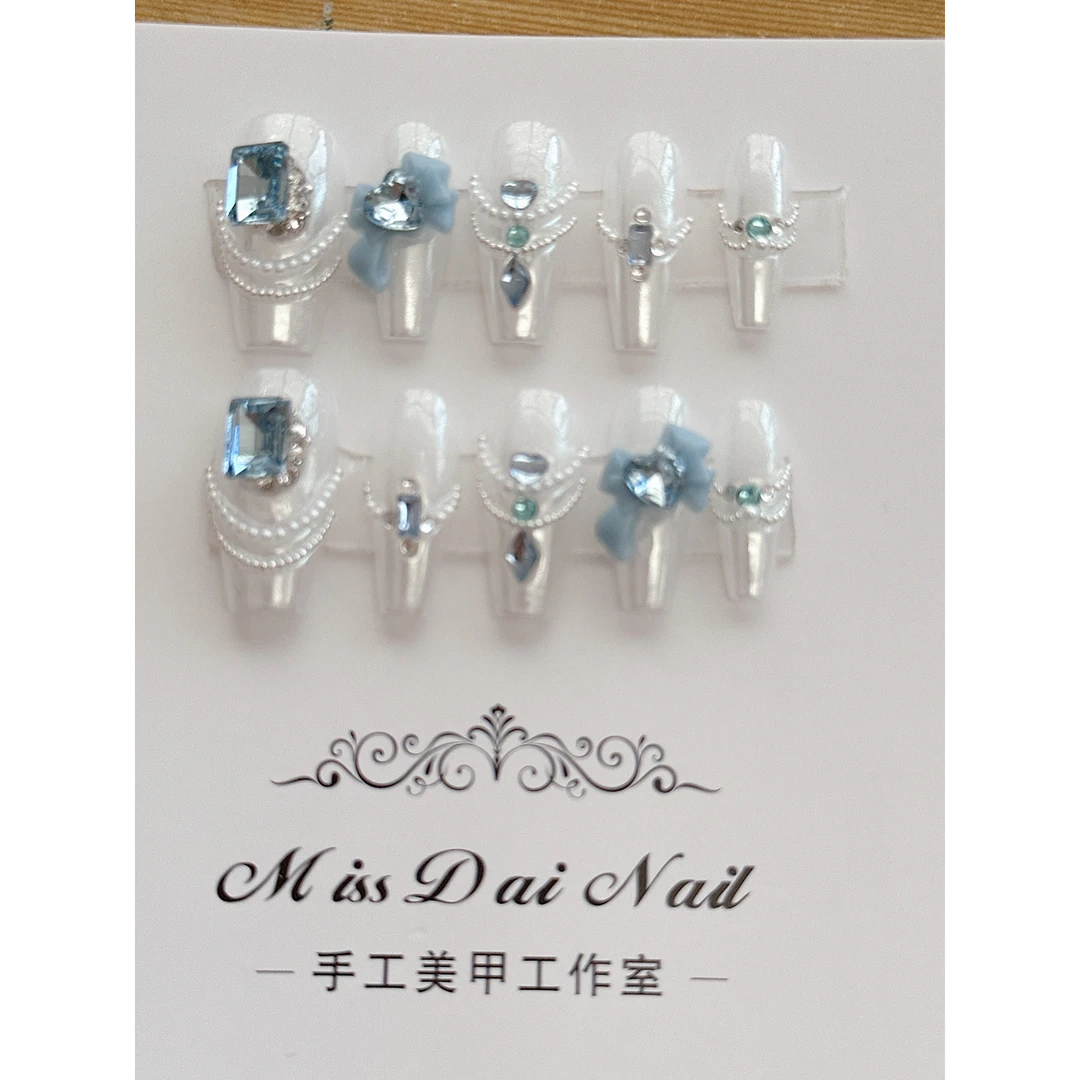 手工穿戴甲 月光粉奶蓝蝴蝶结美甲贴片成品可拆卸指甲