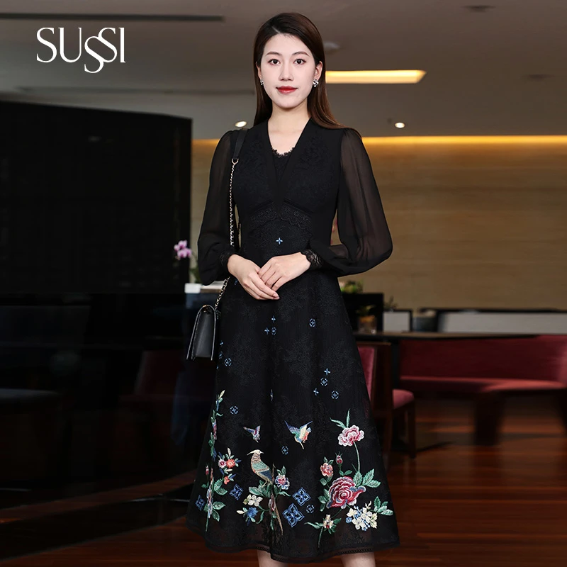 SUSSI/古色24秋商场同款黑色蕾丝刺绣V领灯笼袖中长款连衣裙