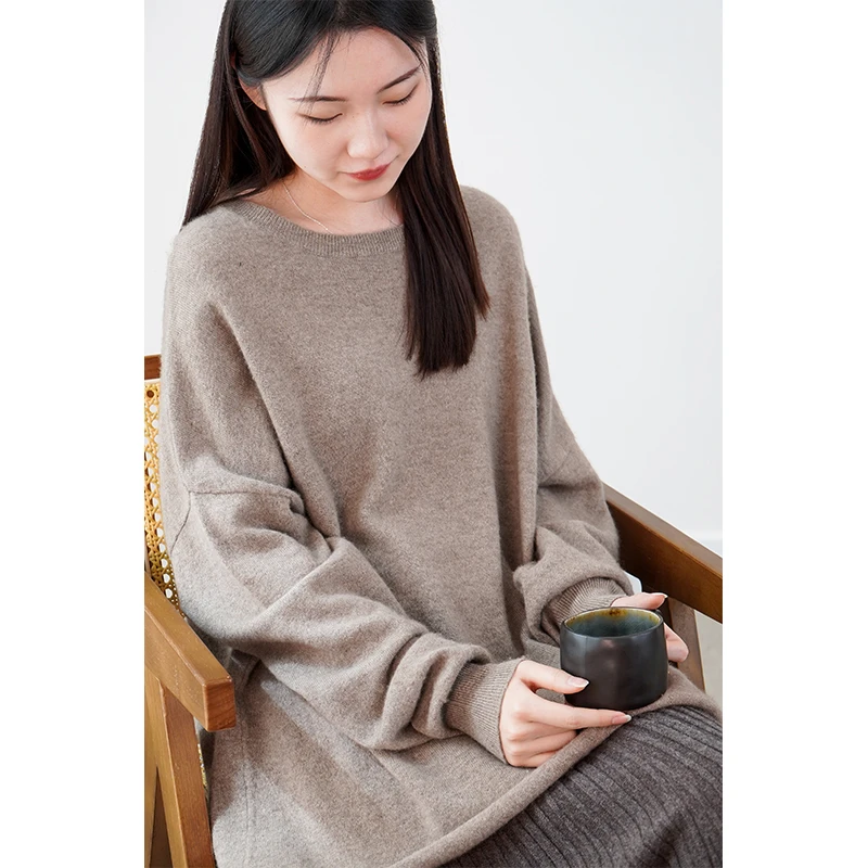 润帛春秋冬针织保暖山羊绒圆领卷边上衣椰奶米杏休闲女