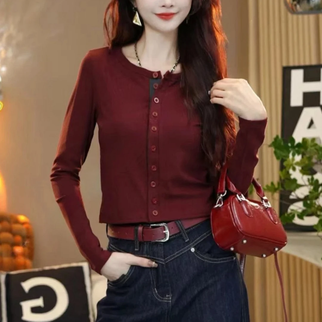 设计感安可拉红显瘦长袖针织衫秋装新款单排扣修身打底衫圆领上衣