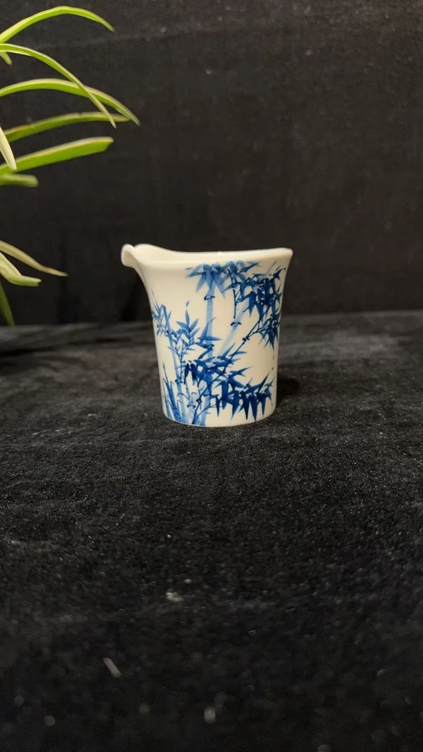 景德镇高温陶瓷茶具手工手绘青花竹子公道杯