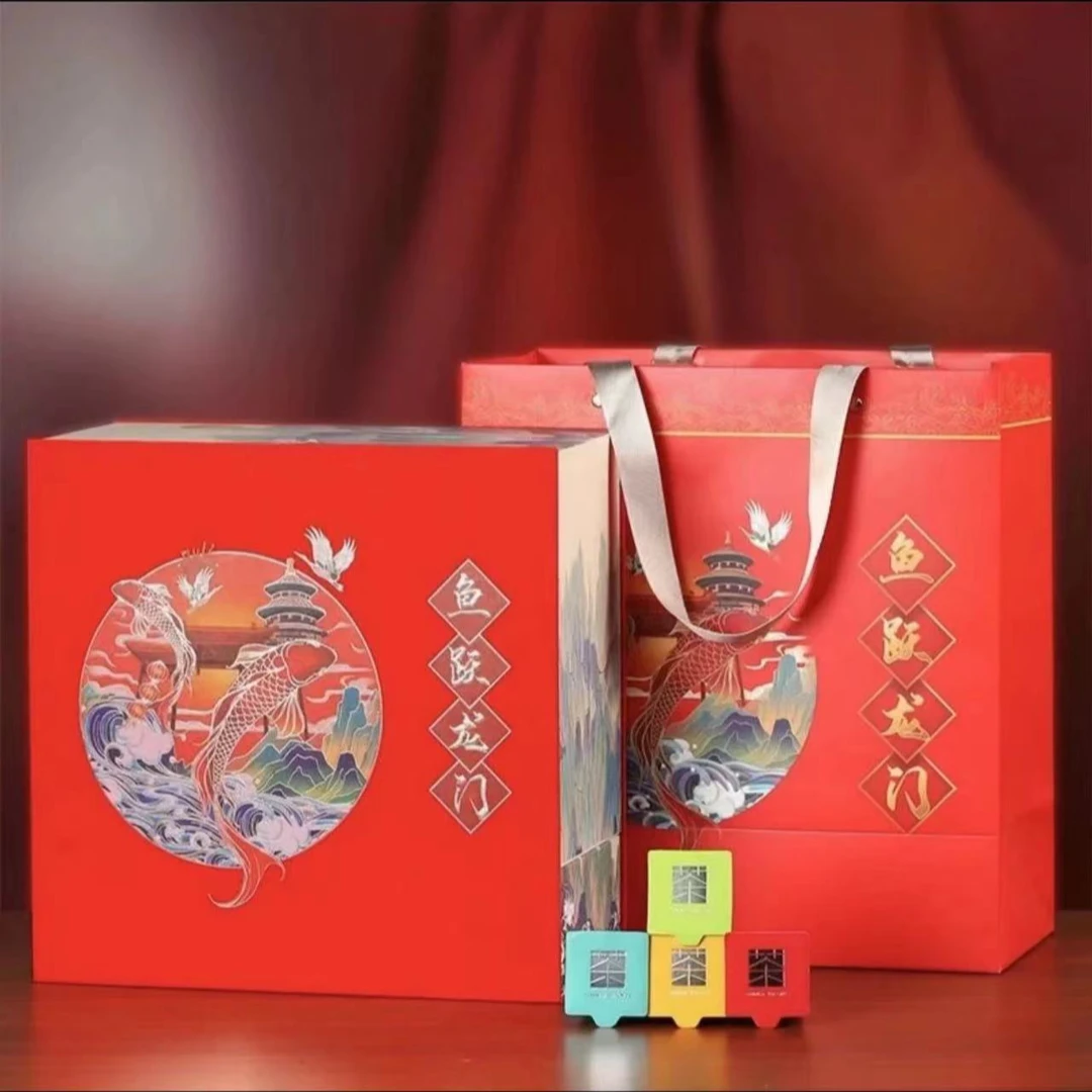 鱼跃龙门 金骏眉 蜜香花香300克带一壶四杯茶具