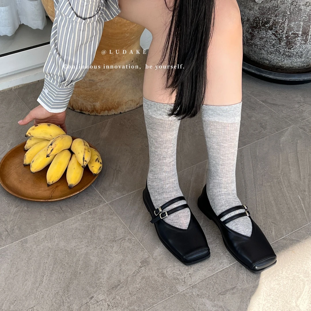 断码鞋，默认微瑕 挑刺慎拍！！！B01<花胡椒>