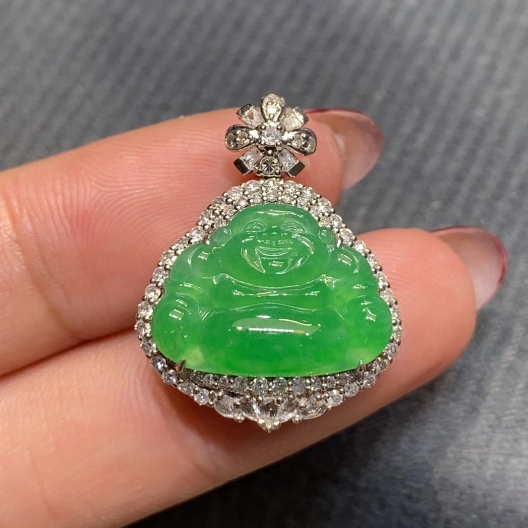 翡翠颈饰18K金镶嵌佛公