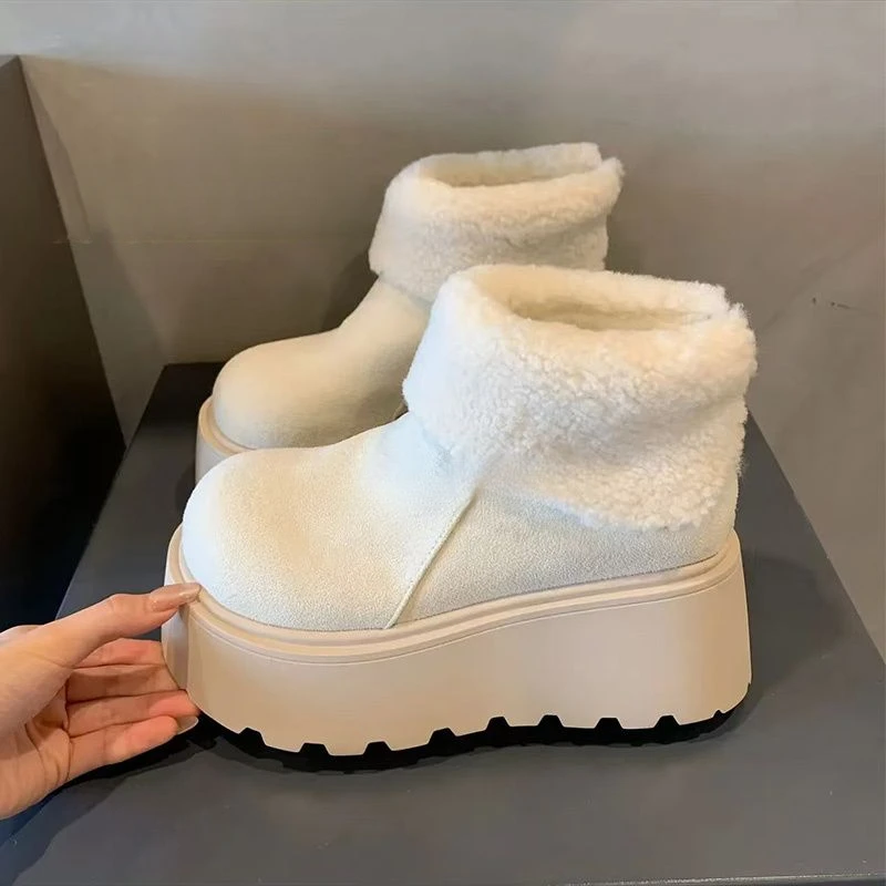 2025新款翻毛口厚底增高雪地靴女款百搭芒果头短筒气质加厚棉靴