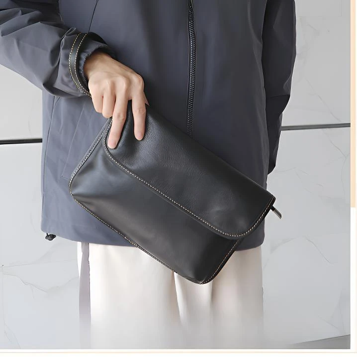 真皮男包时尚休闲虎头包百搭简约单肩包潮流个性斜挎包复古手包男