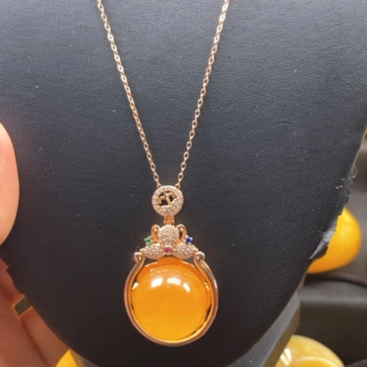 【闪购商品】琥珀吊坠(赠链)银S925镶嵌