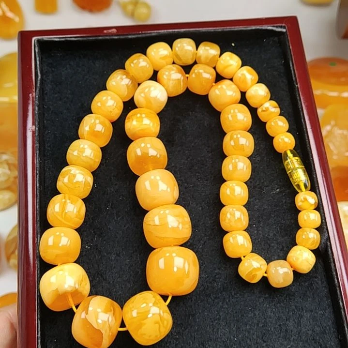 蜜蜡吊坠(赠链)未镶嵌