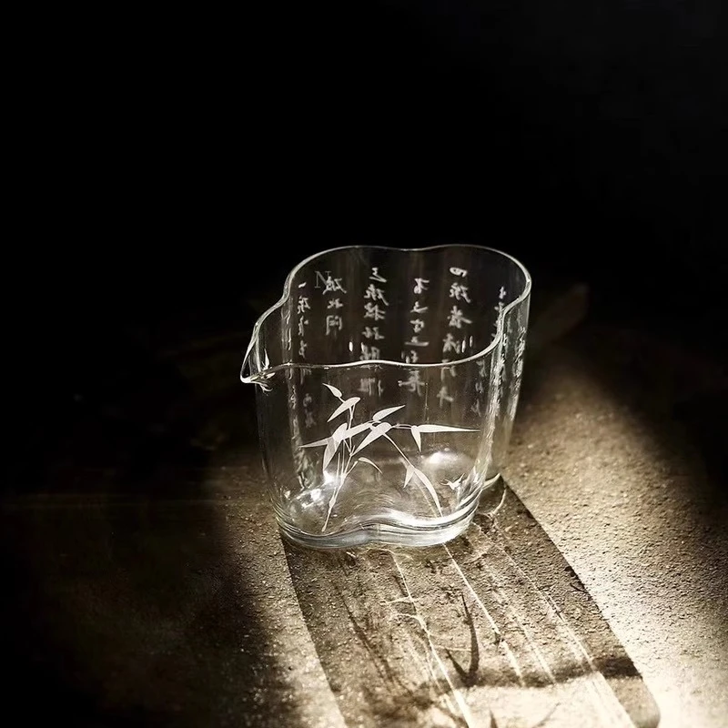 创意耐热无铅云朵公道杯加厚高档手工分茶器日式家用匀杯公杯茶道