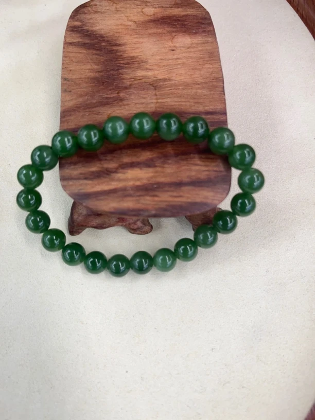 和田碧玉卡8菠菜绿手链