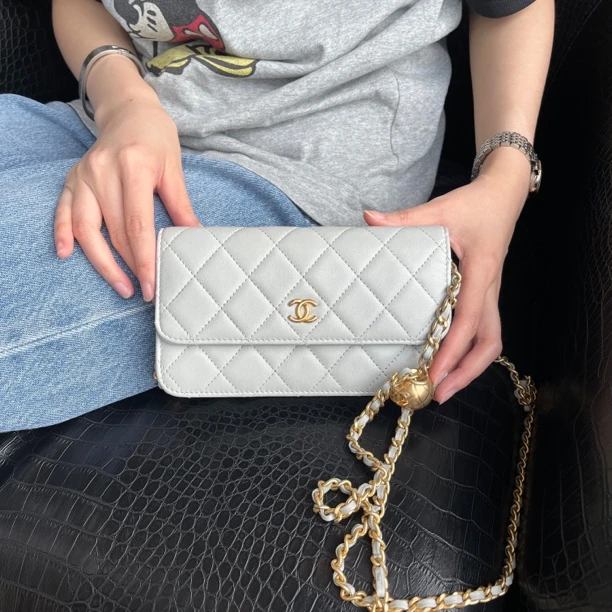 95新  杭州包展/Chanel香奈儿 金球手机包 /成色直播间为准