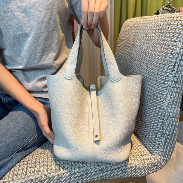 95新 Hermes/爱马仕 上海包展/22菜篮子包/成色直播间为准