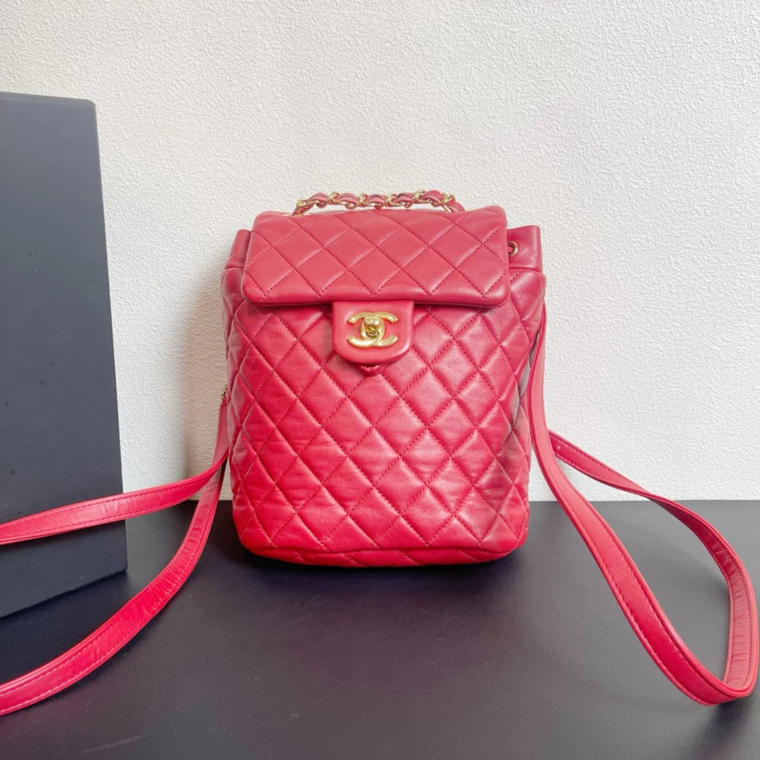95新 Chanel/香奈儿 98新 奢总管/萨尔斯堡 双肩包/镭射27开