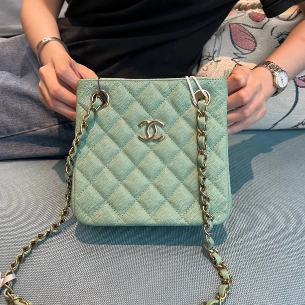 95新 Chanel/香奈儿 杭州包展/hobo水桶包/成色直播间为准