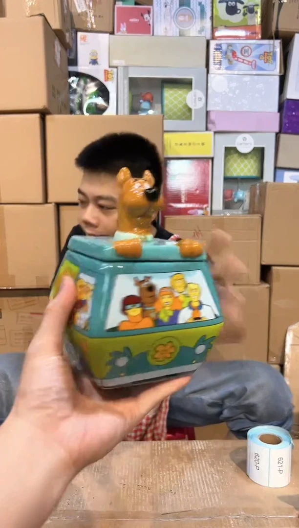 【闪购商品】杯小号史酷比带盖罐