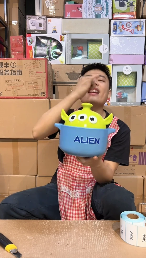 【闪购商品】杯三眼砂锅 陶瓷材质
