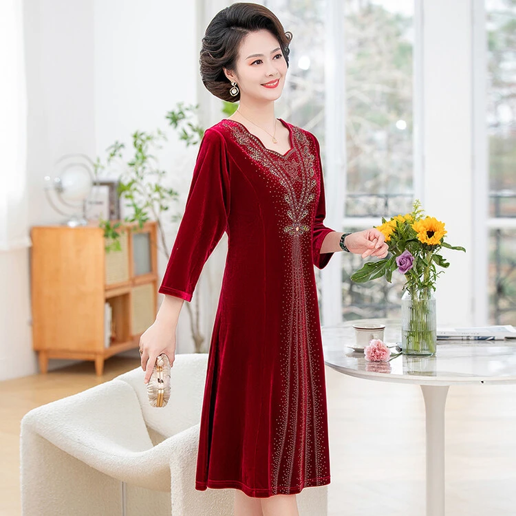 显瘦A字裙V领中腰修身显瘦连衣裙旗袍中老年妈妈装结婚洋气裙子