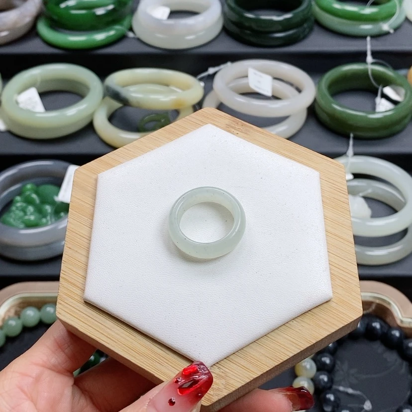 【闪购商品】和田玉戒指未镶嵌