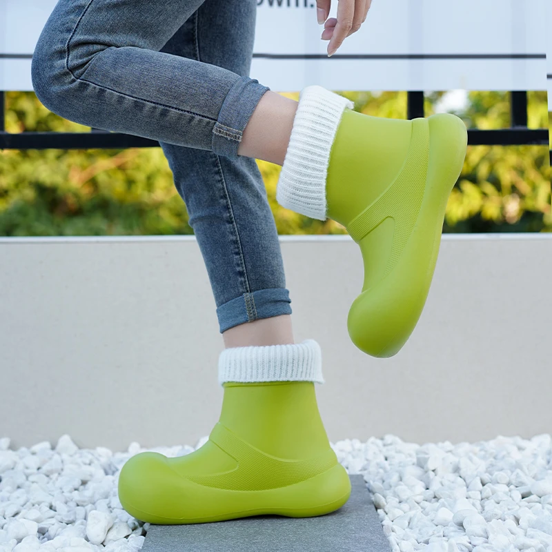 女士软底可爱韩版学生加绒防滑防水鞋时尚轻便雨鞋耐磨短筒底雨靴